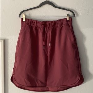 NWT Lululemon On The Fly Skirt